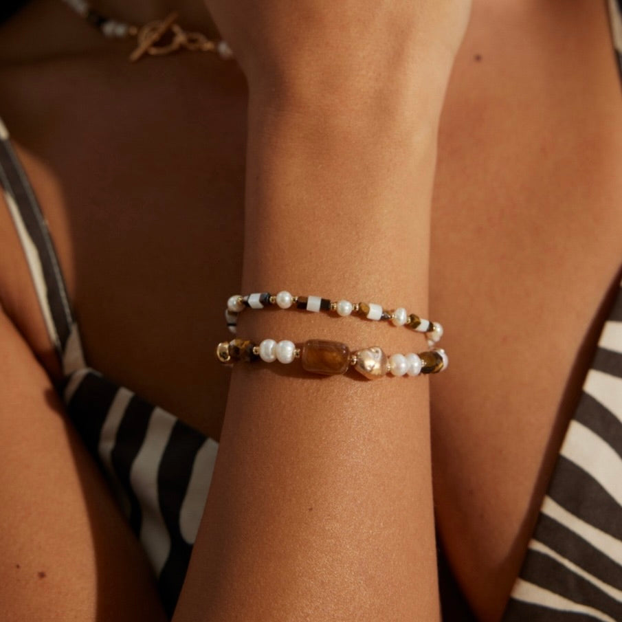 和  · He - Tiger's Eye + Mother of Pearl + Freshwater Pear Bracelet