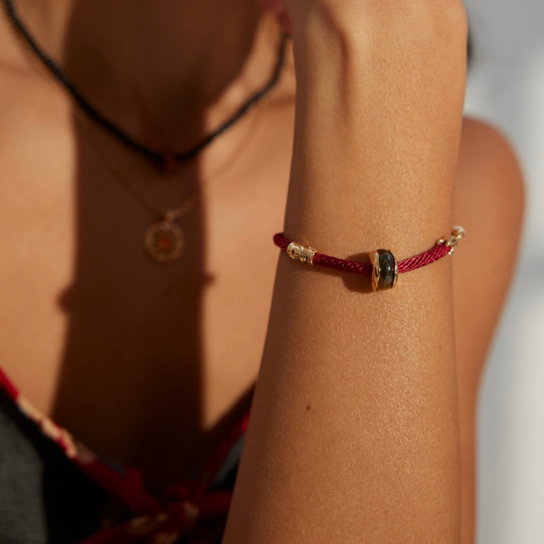 根 · Gen -  Tiger's Eye Bracelet