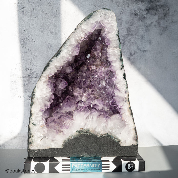 Statement Amethyst Cathedral