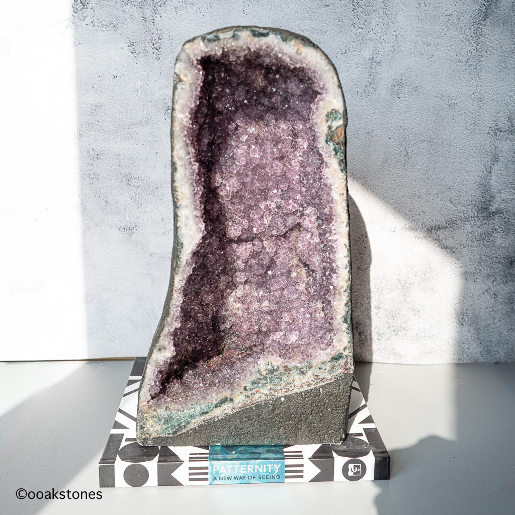 Statement Amethyst Cathedral