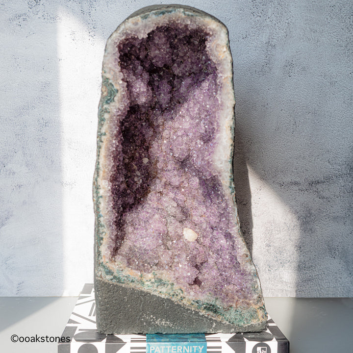 Statement Amethyst Cathedral