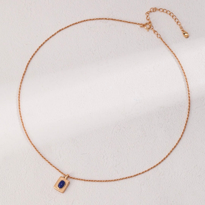 明 · Ming Lapis Lazuli Necklace