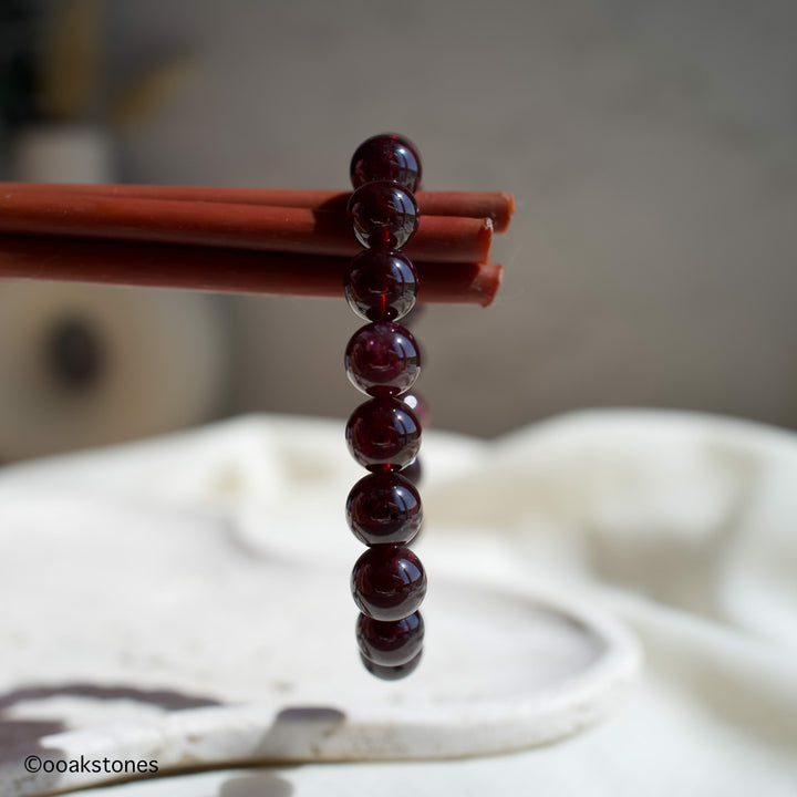 Star Garnet Beaded Bracelet