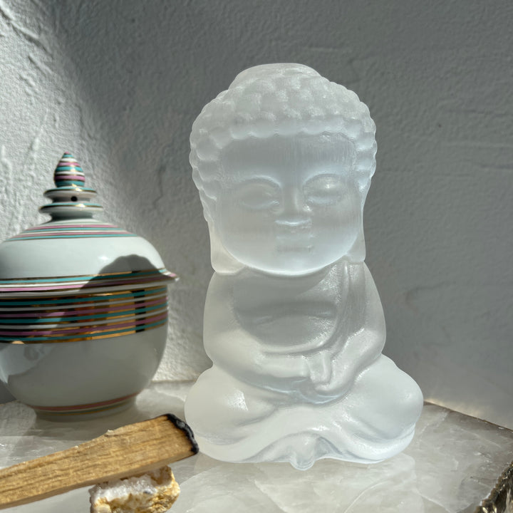 Statement Praying Buddha Carving