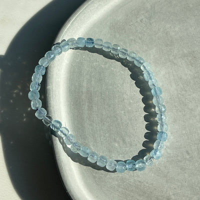 Aquamarine Elastic Cube Bracelet
