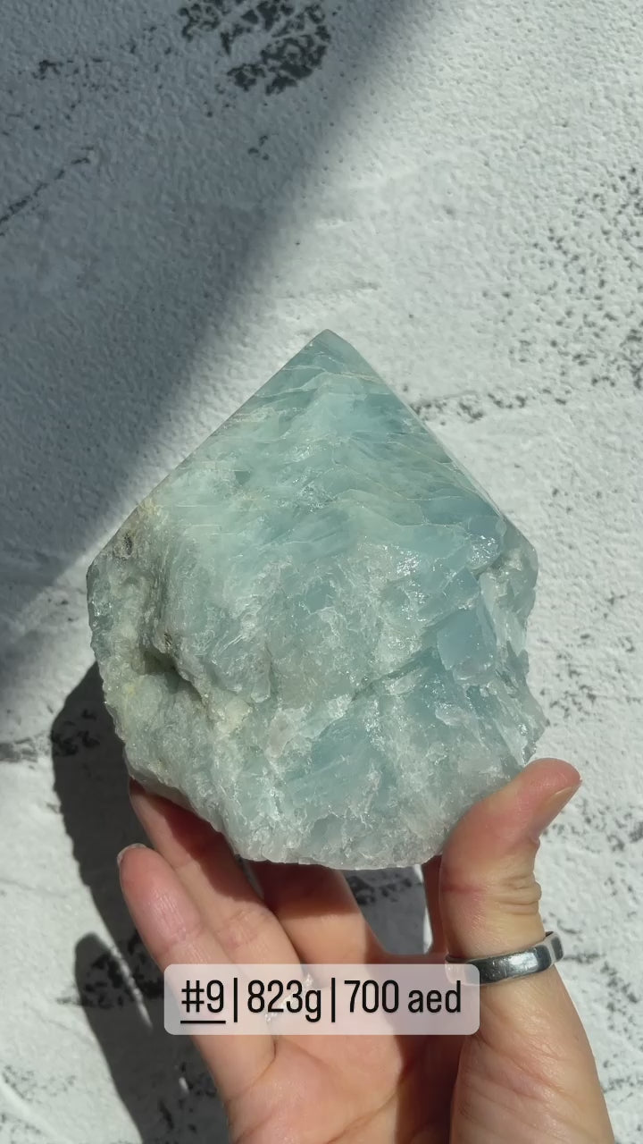 Half Polish Aquamarine Cut Base Point