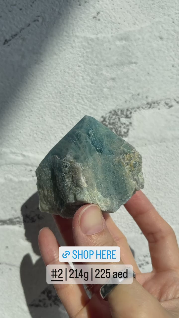 Half Polish Aquamarine Cut Base Point