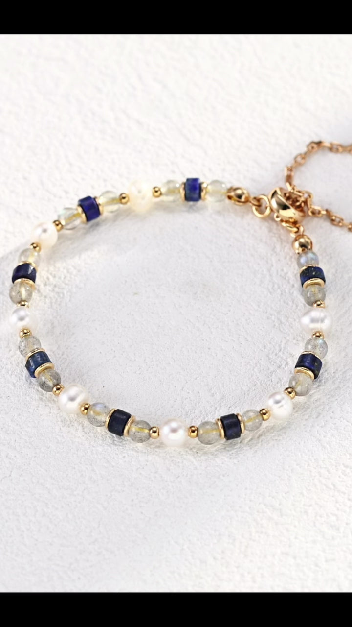 光 · Guāng - Labradorite + Lapis Lazuli + Freshwater Pearl Bracelet