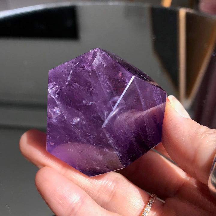 Amethyst dodecahedron geo