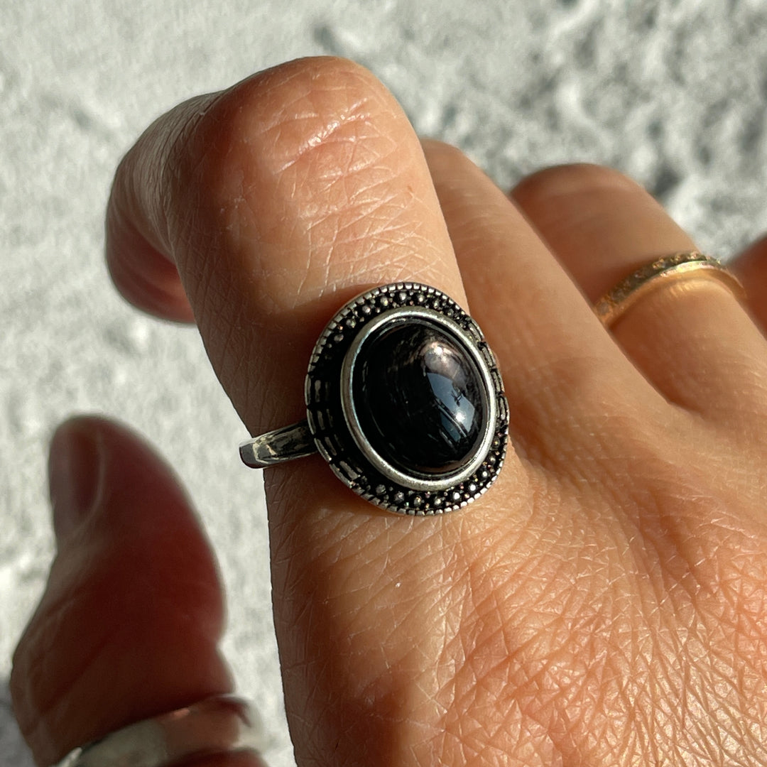 Hypersthene Adjustable Ring