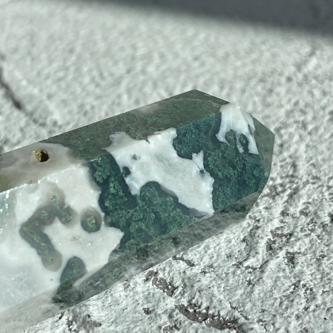 Moss Agate Point