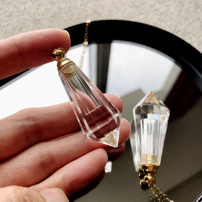 Vogel Point Clear Quartz Perfume / Essential Oil Bottle