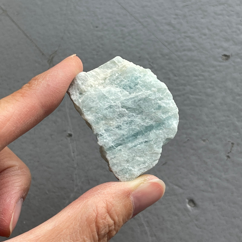 Aquamarine raw stone